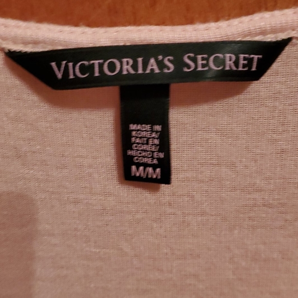 Pink sleeveless blouse - Picture 2 of 3